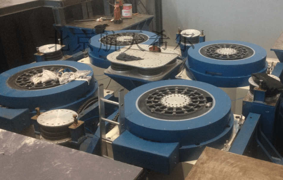 航天希爾在大型振動臺上的試驗(yàn)案例、場景